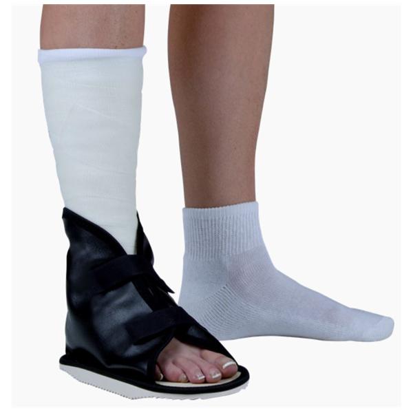 Cast Boot Vinyl Black Large