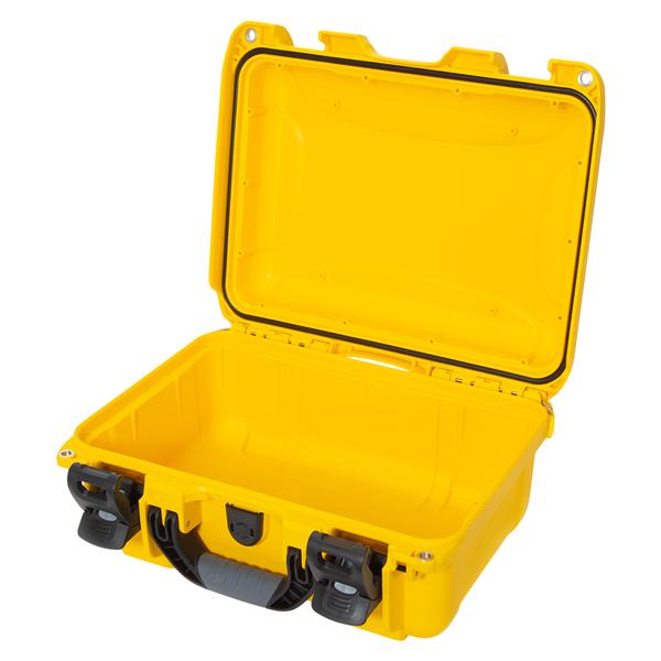 Model 915 Waterproof Case 15.8x12.1x6.8" Yellow Latch Closure Sft Grp/Hndl