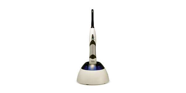 Bluephase Style 20i (Ivoclar Vivadent)